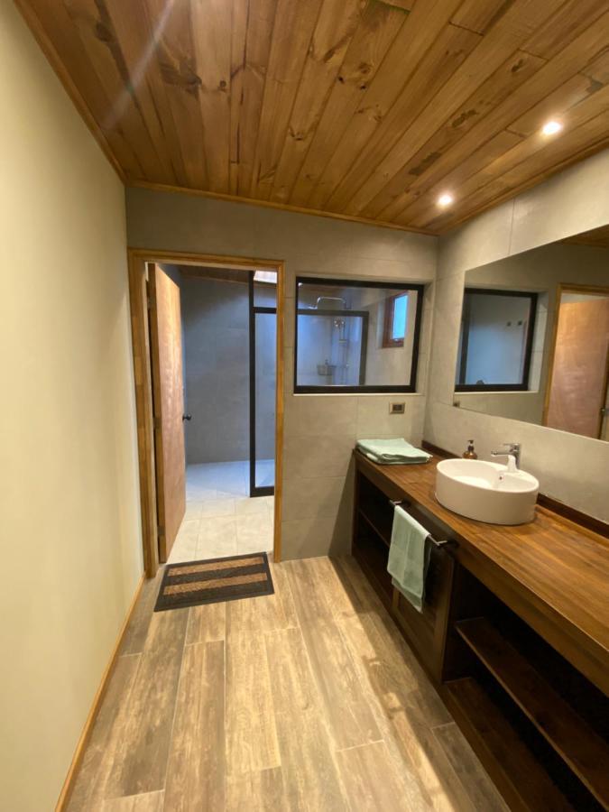 Motel Los Robles テムコ エクステリア 写真